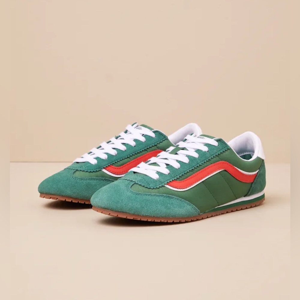 Super Lowpro Fairway Green Suede Leather Sneakers 8.5 wmns
